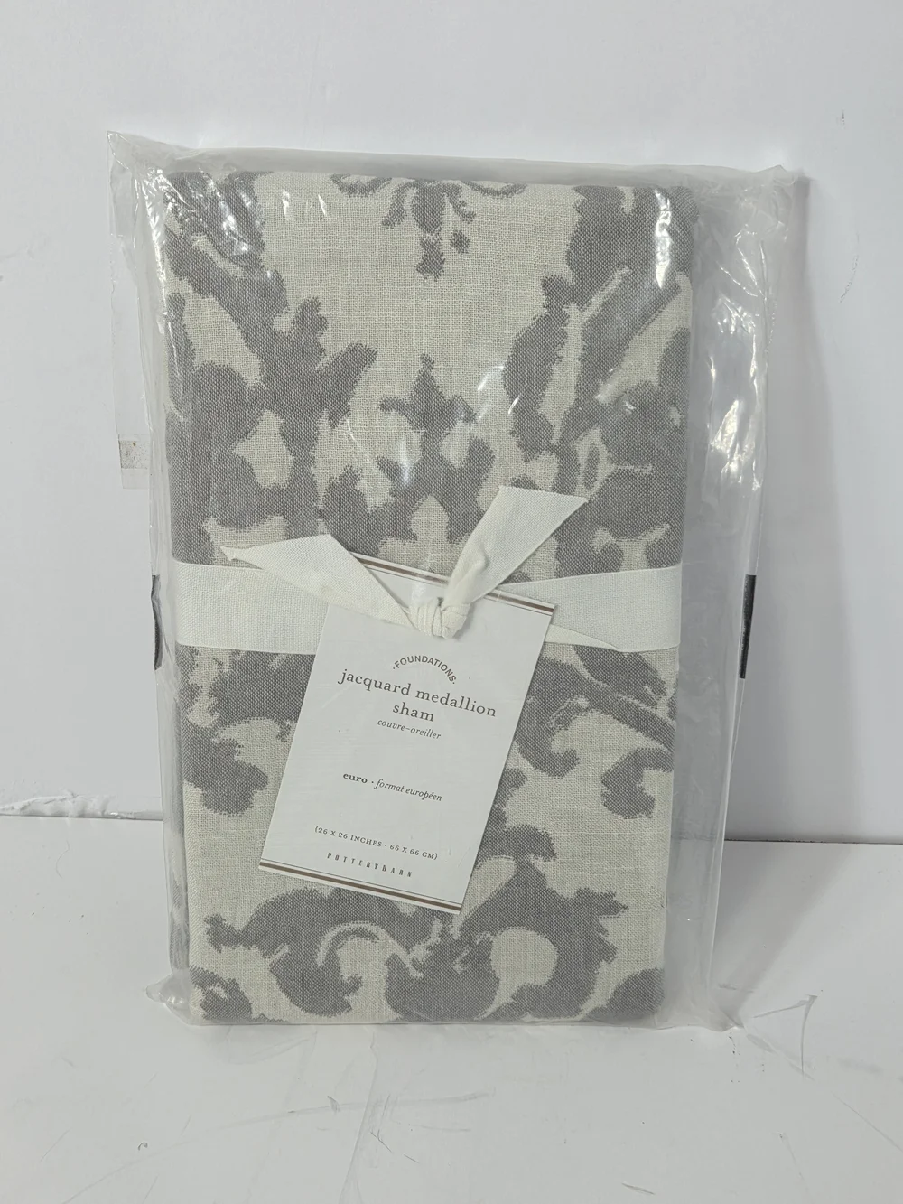 PotteryBarn Jacquard Medallion euroSham Gray and Cream 26x26in nwt